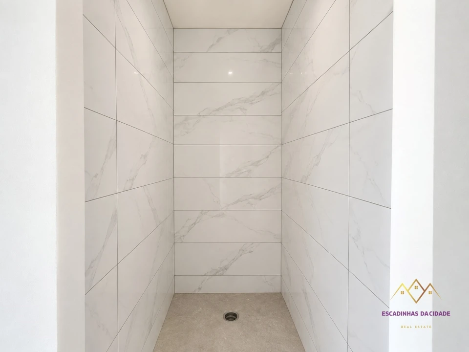 Apartamento T3 para Venda em Venteira Foto 11