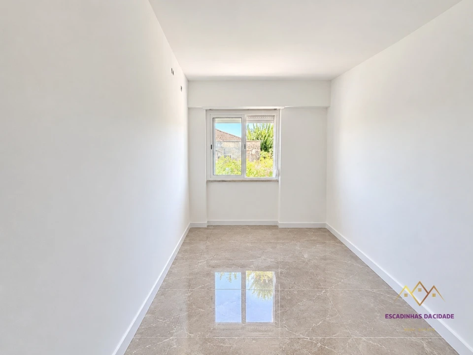 Apartamento T3 para Venda em Venteira Foto 14