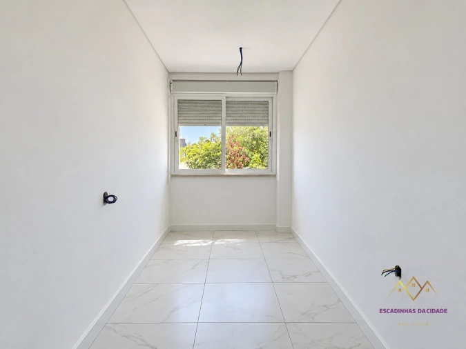 Apartamento T3 para Venda em Venteira Foto 13