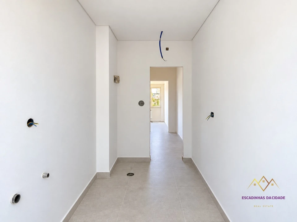 Apartamento T3 para Venda em Venteira Foto 12
