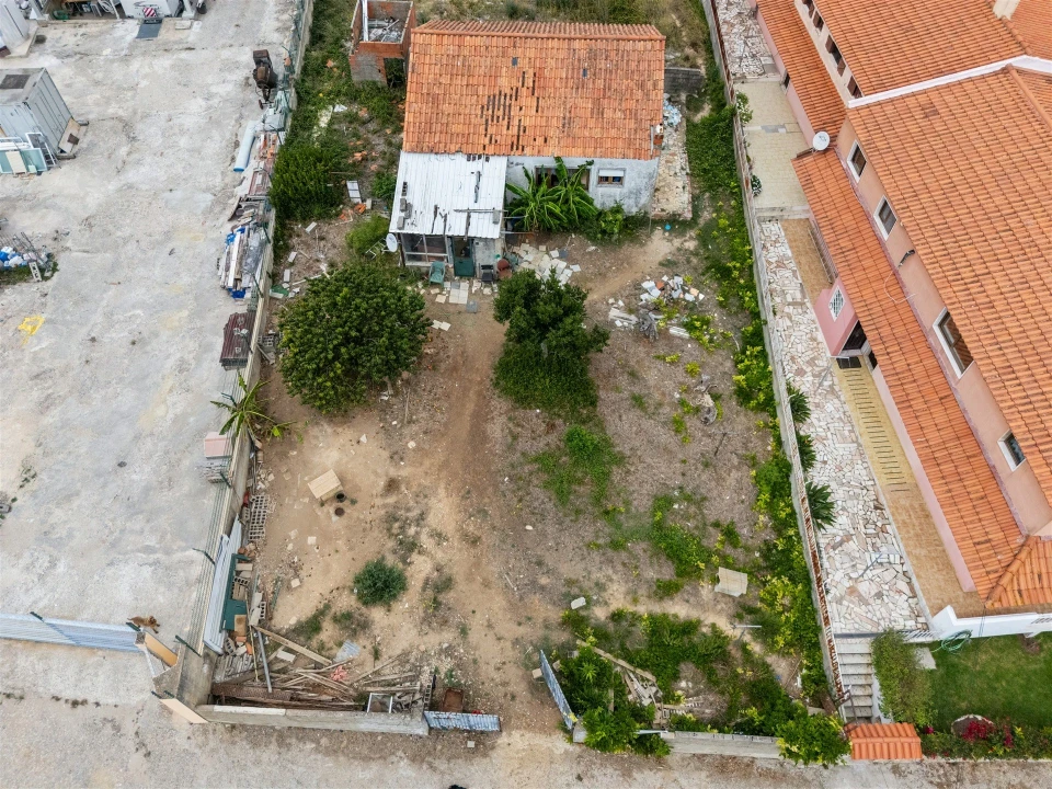 Terreno para Venda em Alcabideche Foto 2