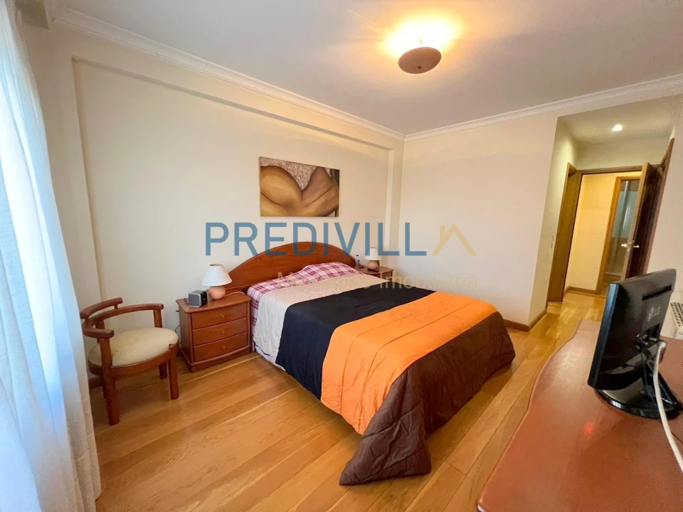 Apartamento T3 para Venda em Cidade da Maia Foto 9