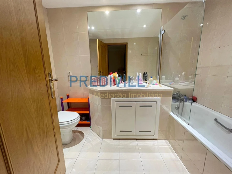 Apartamento T3 para Venda em Cidade da Maia Foto 15