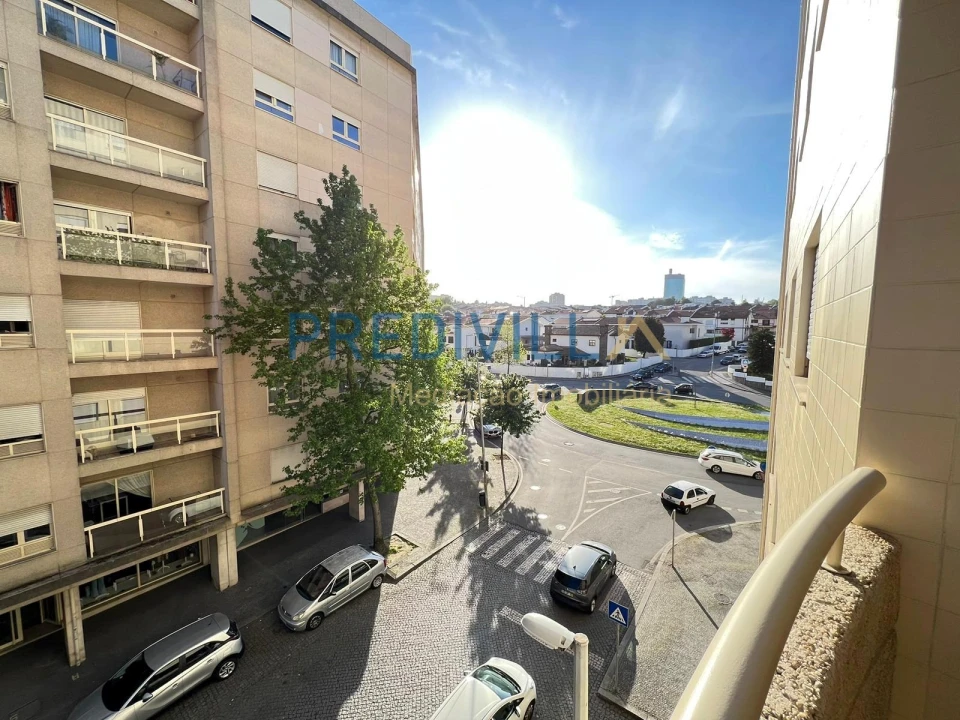 Apartamento T3 para Venda em Cidade da Maia Foto 19