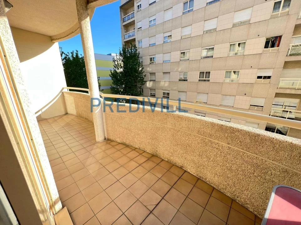 Apartamento T3 para Venda em Cidade da Maia Foto 21