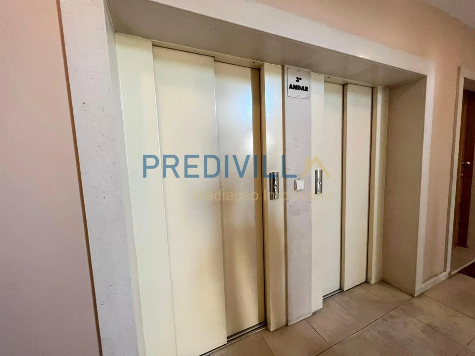 Apartamento T3 para Venda em Cidade da Maia Foto 24