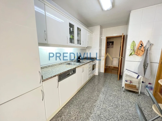 Apartamento T3 para Venda em Cidade da Maia Foto 4