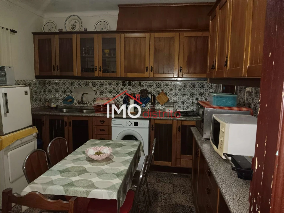 Moradia T3 para Venda em Alpalhão Foto 17