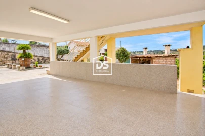 Moradia T5 para Venda em Caide de Rei