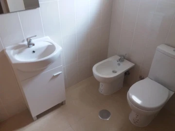 Apartamento T2 para Arrendamento em Eiras e São Paulo de Frades