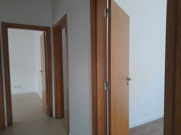 Apartamento T2 para Arrendamento em Eiras e São Paulo de Frades