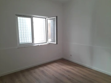 Apartamento T2 para Arrendamento em Eiras e São Paulo de Frades