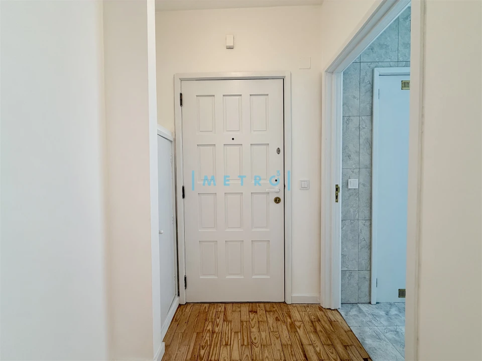 Apartamento T2 para Arrendamento em Lordelo do Ouro e Massarelos Foto 12