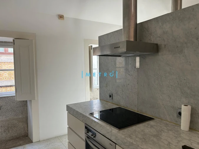Moradia T2 para Arrendamento em Aldoar, Foz do Douro e Nevogilde Foto 9
