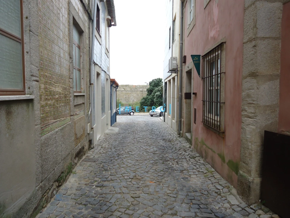 Moradia T2 para Arrendamento em Aldoar, Foz do Douro e Nevogilde Foto 2