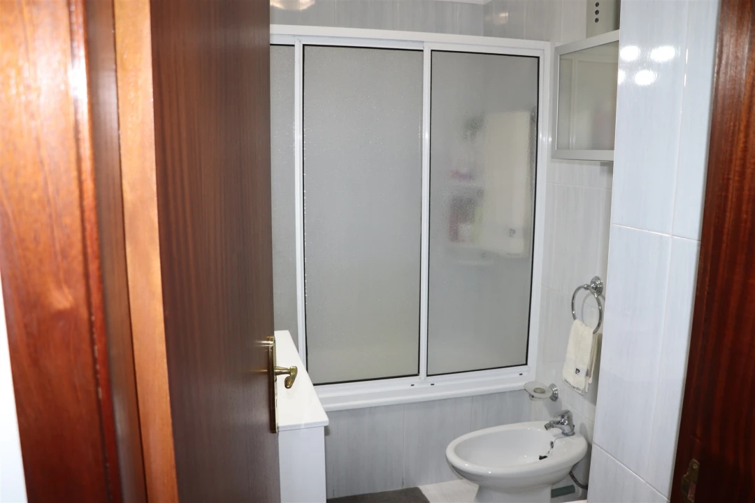Apartamento T2 para Venda em Valongo Foto 22