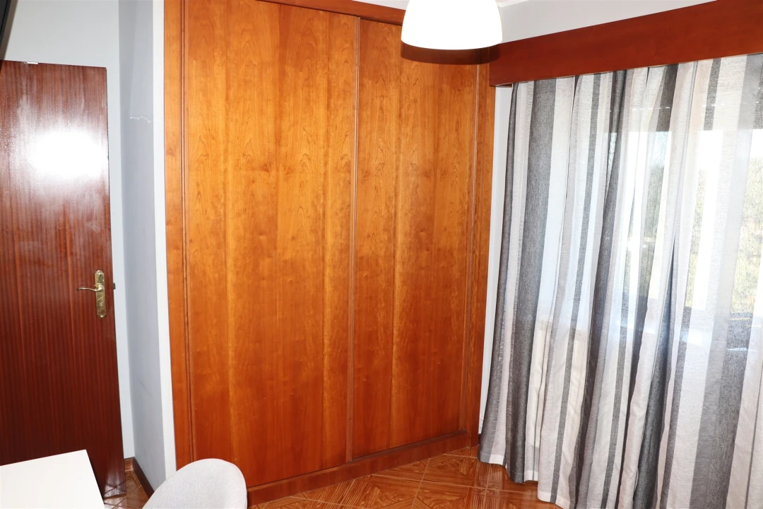 Apartamento T2 para Venda em Valongo Foto 25