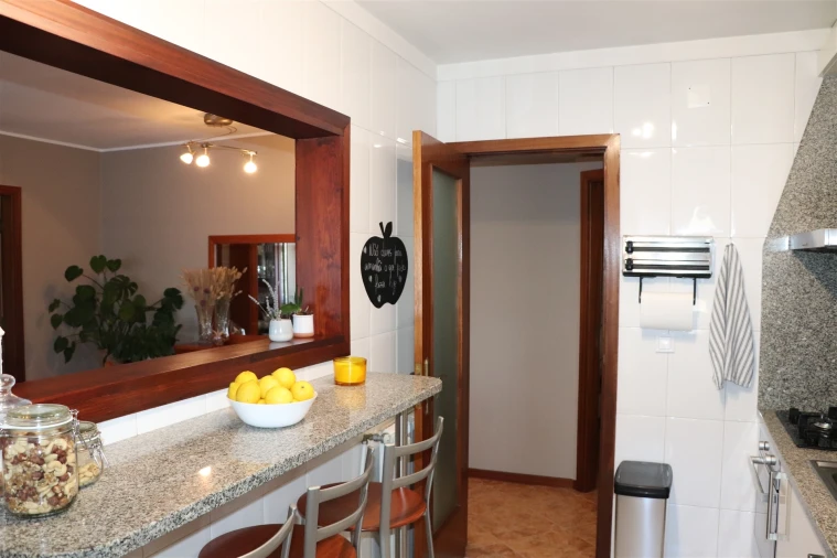 Apartamento T2 para Venda em Valongo Foto 13