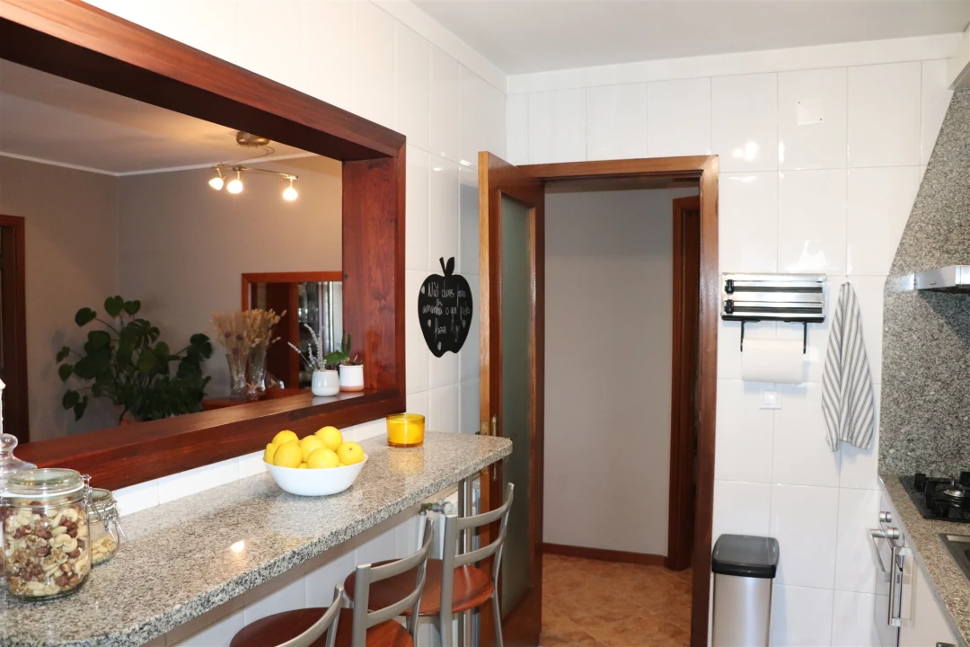 Apartamento T2 para Venda em Valongo Foto 13