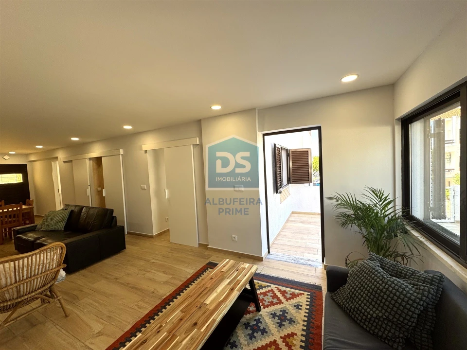 Apartamento T2 para Venda em Albufeira e Olhos de Água Foto 11