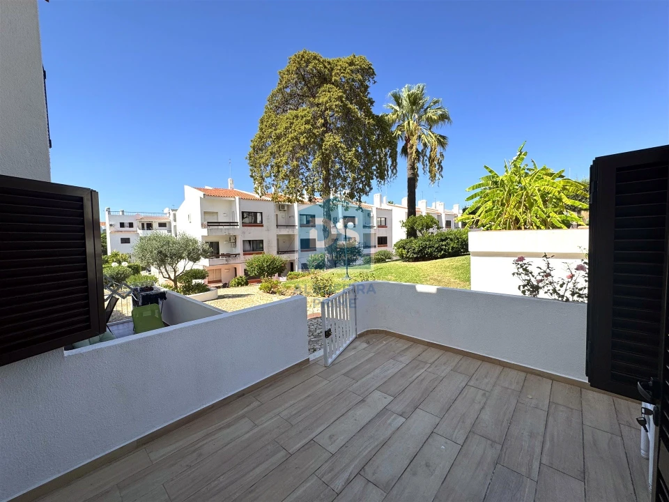Apartamento T2 para Venda em Albufeira e Olhos de Água Foto 23