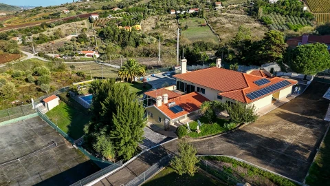 Moradia T4 para Venda em Castanheira do Ribatejo e Cachoeiras