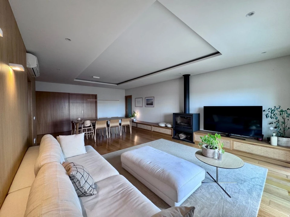 Apartamento T3 para Arrendamento em Ranhados Foto 2