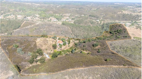 Moradia T3 para Venda em Mexilhoeira Grande