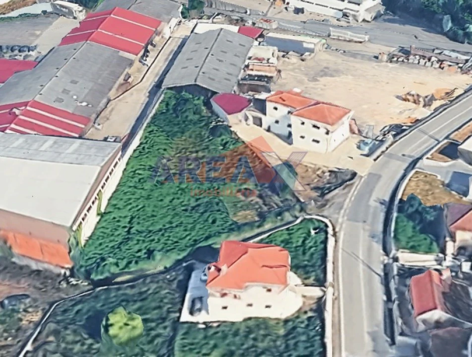 Terreno para Venda em O. Azeméis, Riba-Ul, Ul, Macinhata Seixa, Madail Foto 1