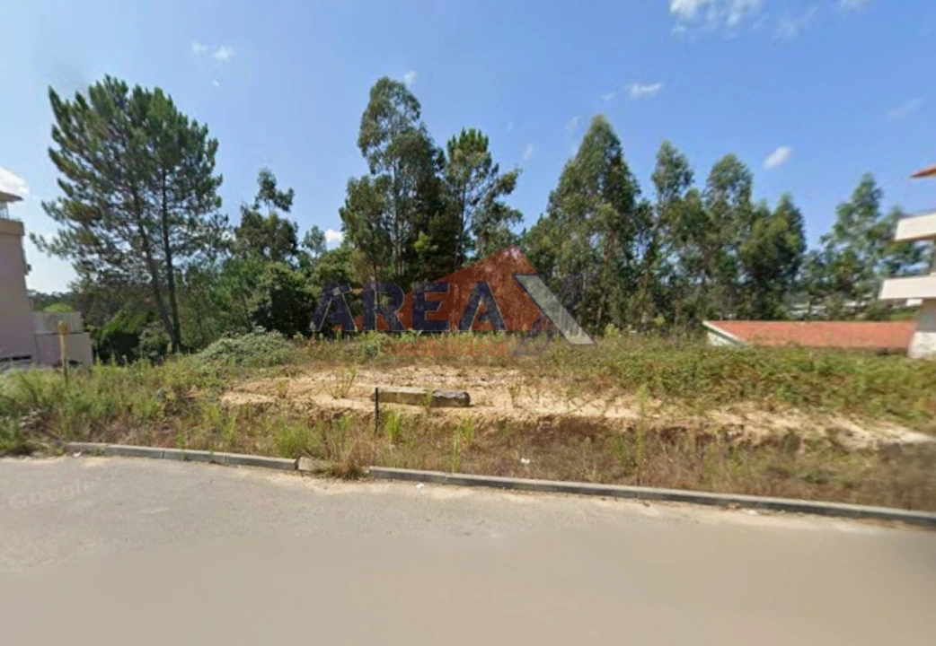 Terreno para Venda em O. Azeméis, Riba-Ul, Ul, Macinhata Seixa, Madail Foto 3