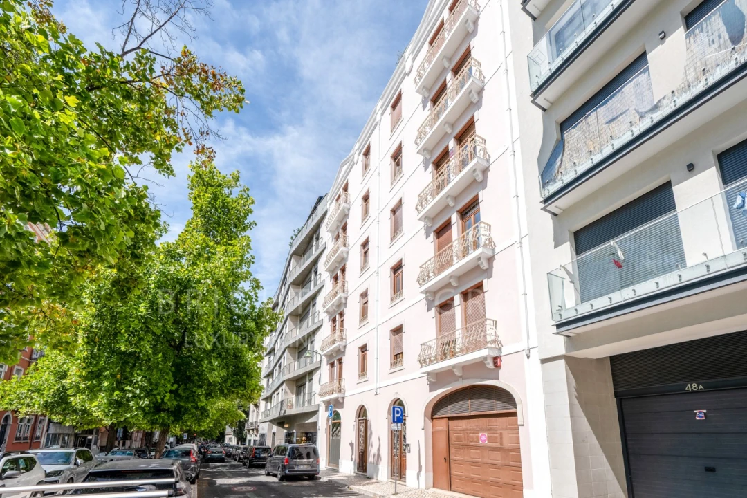 Apartamento T4 para Venda em Avenidas Novas Foto 4