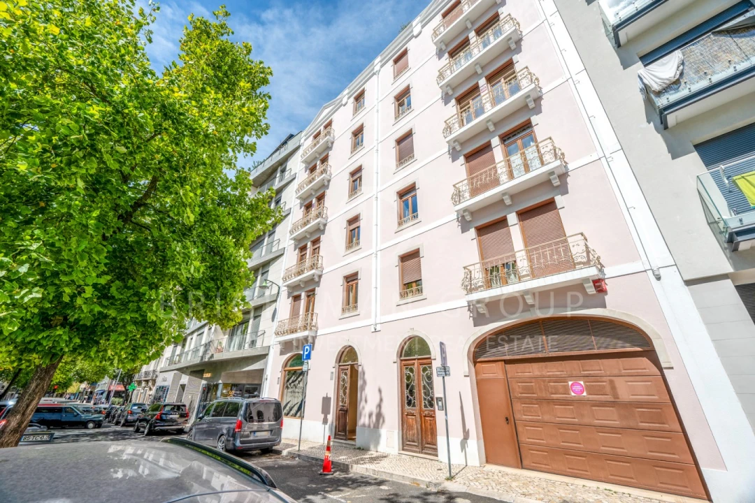 Apartamento T4 para Venda em Avenidas Novas Foto 5