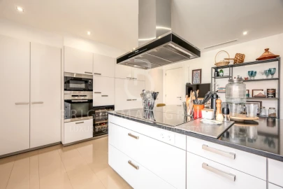 Apartamento T4 para Venda em Avenidas Novas