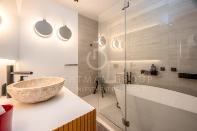 Apartamento T4 para Venda em Avenidas Novas