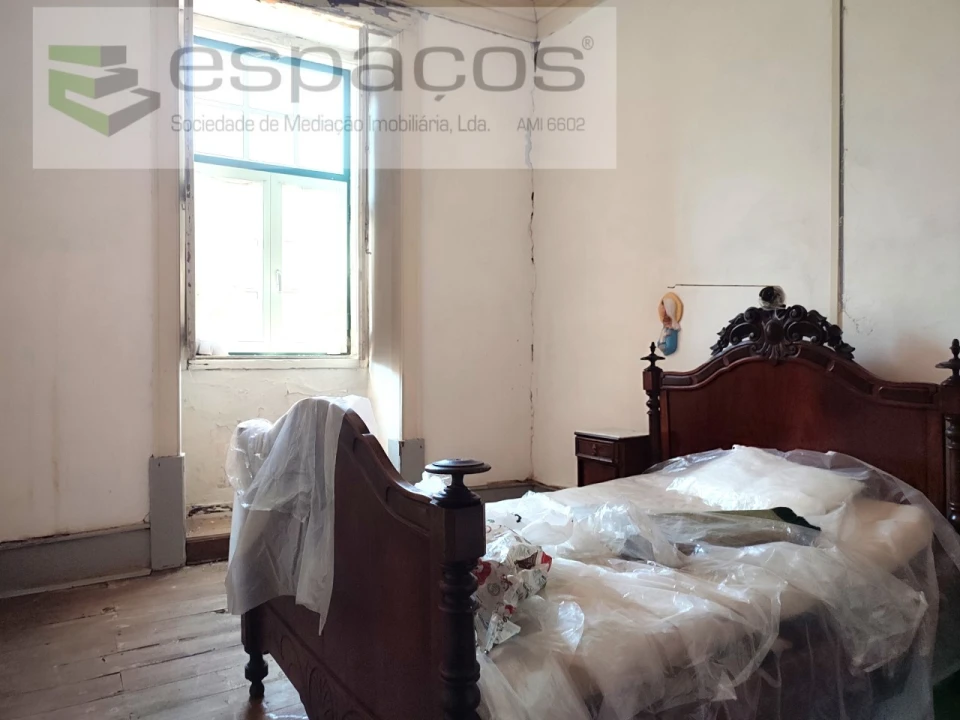 Moradia T5 para Venda em Póvoa de Rio de Moinhos e Cafede Foto 12