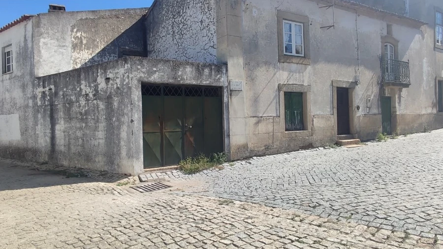 Moradia T5 para Venda em Póvoa de Rio de Moinhos e Cafede