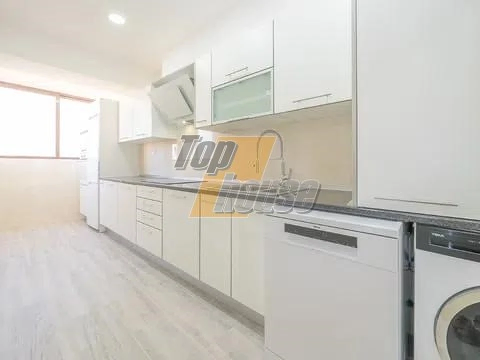 Apartamento para Venda em Costa da Caparica Foto 2
