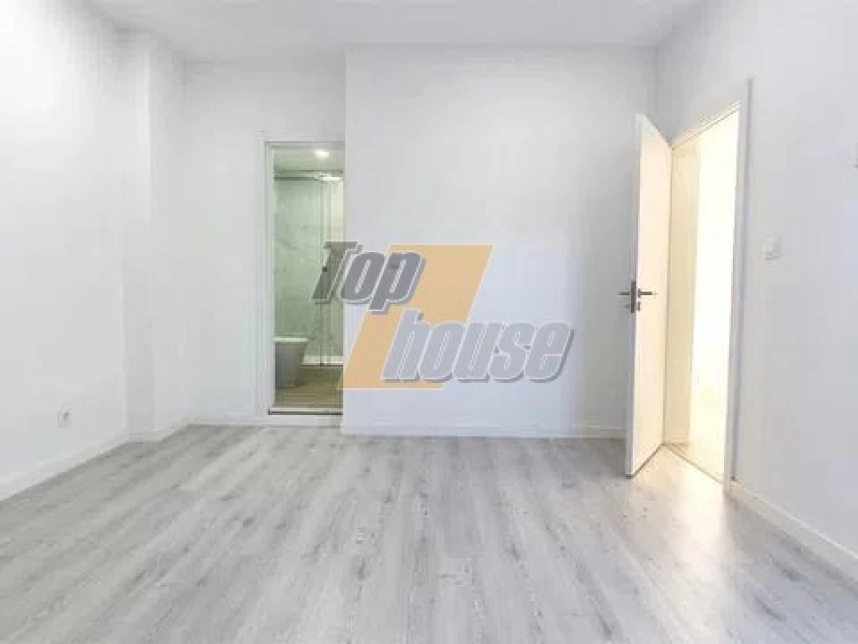 Apartamento para Venda em Costa da Caparica Foto 13