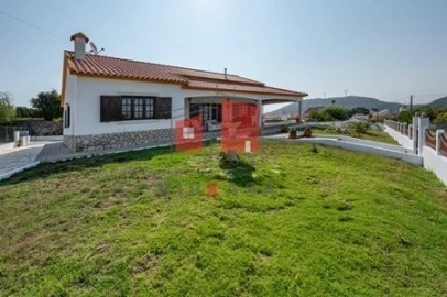 Moradia T3 para Venda em Malveira e São Miguel de Alcainça