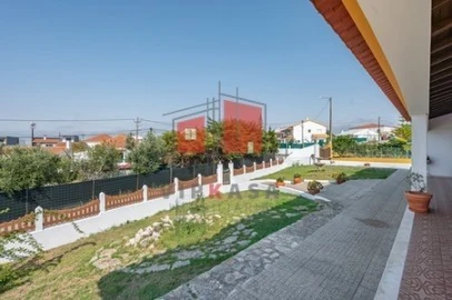 Moradia T3 para Venda em Malveira e São Miguel de Alcainça
