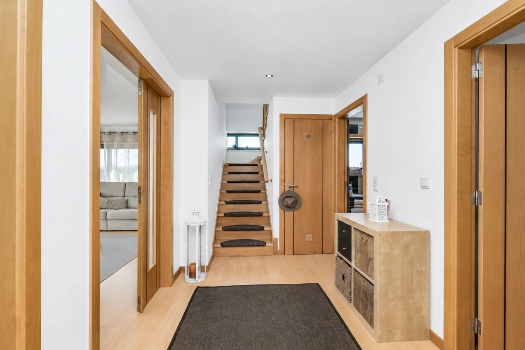Apartamento T3 para Venda em Milharado Foto 2