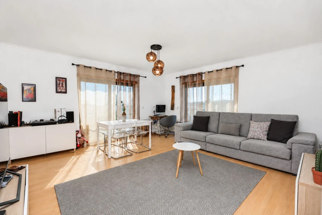 Apartamento T3 para Venda em Milharado Foto 3