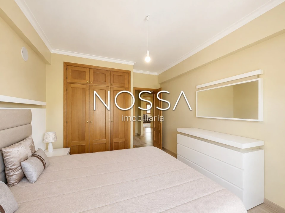 Apartamento T3 para Venda em São Domingos de Rana Foto 11