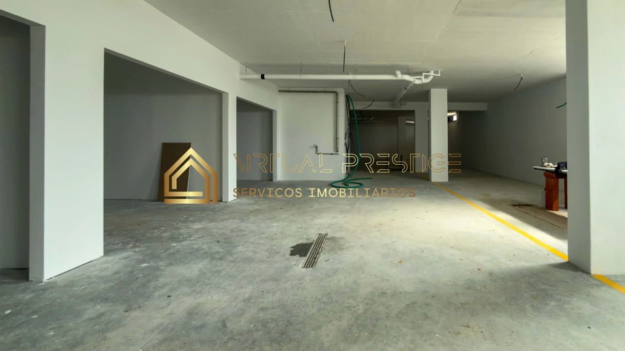 Apartamento T2 para Venda em Charneca de Caparica e Sobreda Foto 14
