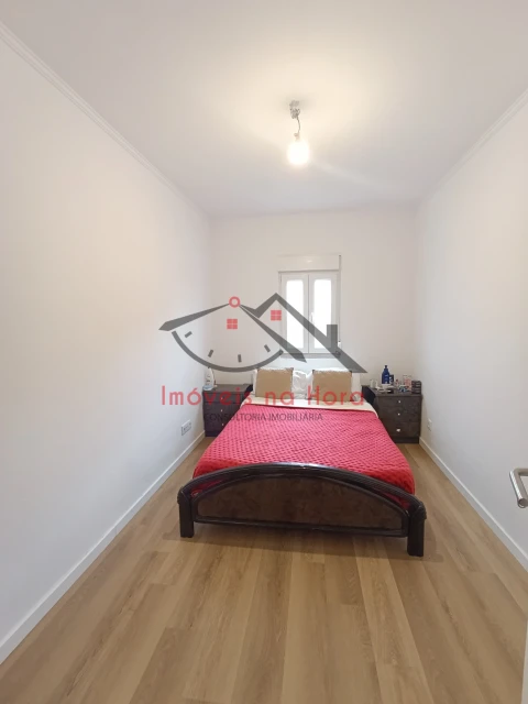 Apartamento T3 para Venda em Vialonga