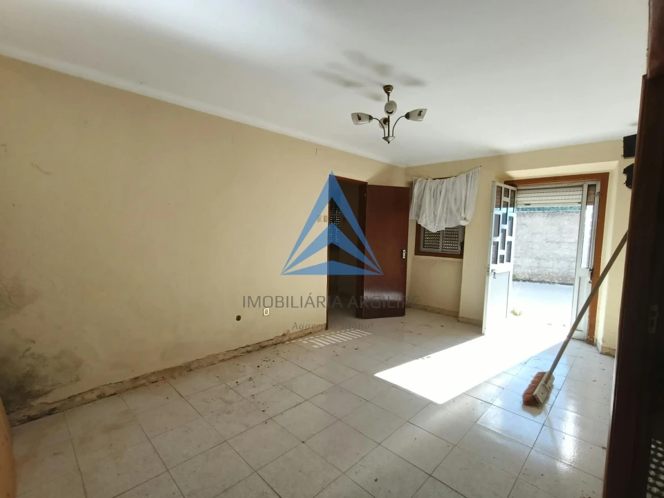 Moradia T2 para Venda em Vila Cã Foto 14