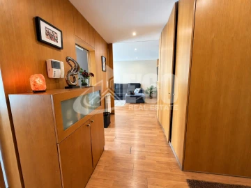 Apartamento T2 para Venda em Anta e Guetim