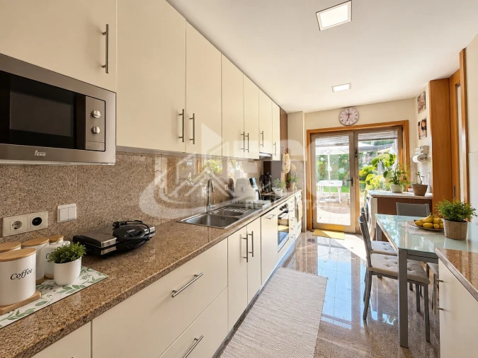 Apartamento T2 para Venda em Anta e Guetim Foto 17