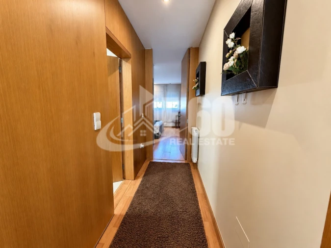 Apartamento T2 para Venda em Anta e Guetim Foto 14