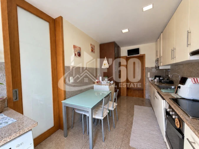 Apartamento T2 para Venda em Anta e Guetim Foto 15